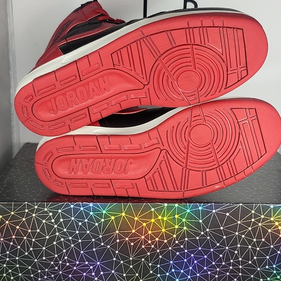 Size 7 - Jordan 1.5 The Return Bred 2015 VNDS CLEAN!!..Fits Men Size 7, Women Si - Picture 10 of 16